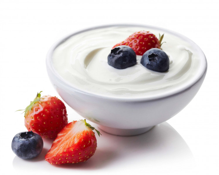 Added value: Yogurt can be used in fruit or vegetable salads as it adds nutritious value to these dishes. Consume yogurt every day to stay healthy.