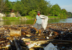 Bali’s trash heroes struggle to make ends meet amid pandemic 