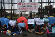 Lawmakers may drop labor cluster from Indonesia's jobs bill to meet August deadline