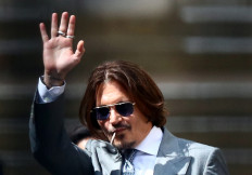 Johnny Depp makes comeback in scandal-hit period drama