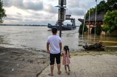 Yangtze floods force millions from their homes in central China