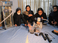 Afghan all-girls robotics team designs low-cost ventilator to treat coronavirus patients