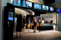 Second COVID wave 'highly likely' to hit France this year, scientists say