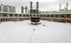 Muslims begin downsized haj pilgrimage