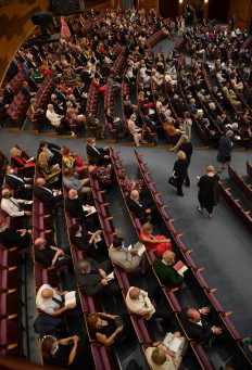 Austria limits indoor events to 10 as virus spikes