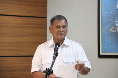 Money short, auctions delayed in virus-stricken petroleum industry