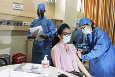 Volunteer in vaccine trial tests COVID-19 positive but may have received a placebo