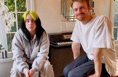 Despite pandemic, Billie Eilish’s new single reflects her optimism for the future