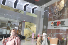 KPK workers, detainee test positive for COVID-19