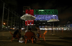 Israel, UAE to normalize relations in shift in Mideast politics; West Bank annexations on hold