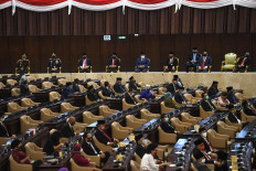 Presidential term limits in spotlight, again