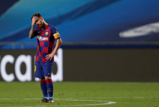Barcelona's Lionel Messi looks dejected, as Bayern Munich defeated Barca 8-2 in Champions League’s quarterfinal match held at the Estadio da Luz, Lisbon on Friday.  (Reuters/Manu Fernandez).
Usage: 0