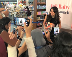 Laksmi Pamuntjak reflects on ‘Fall Baby’, her time in self-quarantine
