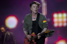 Goo Goo Dolls announce first-ever Christmas album