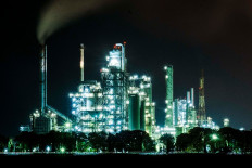 Our overliberal policy fails oil refinery investors