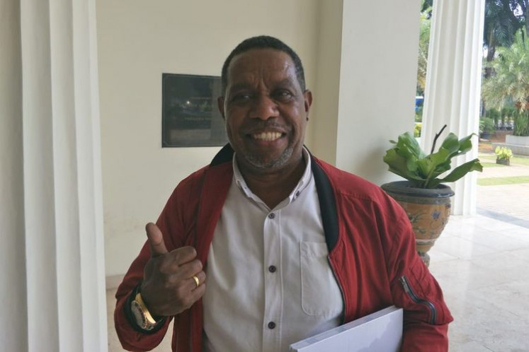 Papuan singer and Indonesian Democratic Party of Struggle (PDI-P) politician Edo Kondologit gives a thumbs-up on Oct. 15, 2019 in this file photo.