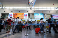 Vietnam to resume some Asian flights as curbs on business travel ease