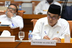 Lawmakers grill religion minister over controversial remarks, program