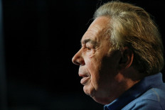 Andrew Lloyd Webber urges UK to set date for theaters to open at full capacity