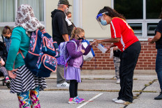 Canadian province cracks down on big parties to fight COVID-19