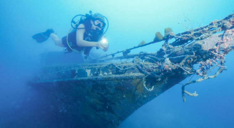 Benetta Phinisi offers cruises and exploration for Jakarta diving enthusiasts
