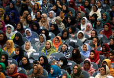 Afghan women attend a consultative grand assembly, known as Loya Jirga, in Kabul, Afghanistan April 29, 2019.