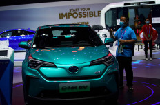 Trump's China tech war backfires on automakers as chips run short