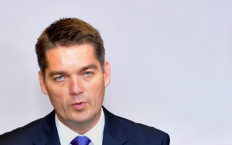 Badminton chief defends calendar changes after outcry