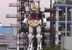 The park's Gundam-Lab will feature an exhibition area and cafe, while the Gundam-Dock Tower will allow visitors to view the robot's face and body.