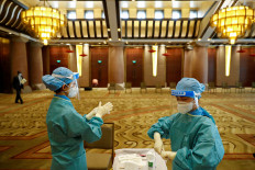 Mainland China reports 21 new COVID-19 cases 