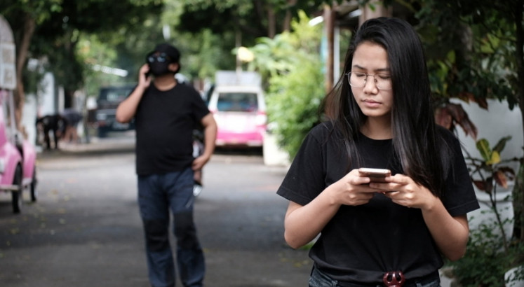 &lsquo;It was just a touch&rsquo;: Bystander defends sexual harasser on Tangerang street
