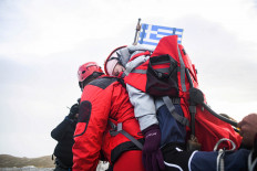 Student with disabilities conquers Greece's highest peak