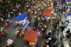 Fastest food: The Thai street cooks who get to protests first