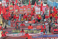 Labor union plans more protests against omnibus law, to prepare legal challenge