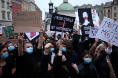 Polish protesters disrupt church services over near-total abortion ban