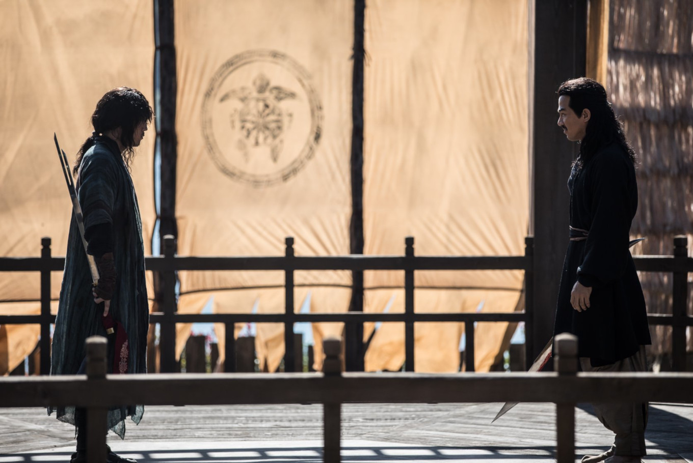 Jang Hyuk Joe Taslim Share Behind The Scenes View Of Action In The Swordsman Entertainment The Jakarta Post