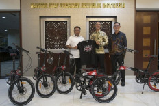 Bicycles not gift for Jokowi, presidential office clarifies