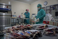 Red Cross chief Kalla asks regional branches to collect convalescent plasma