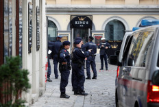 Two arrested after four killed in Vienna attack 