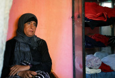 Egyptian transgender woman faces uphill battle against stigma