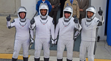 SpaceX capsule carrying 4 astronauts docks safely on ISS