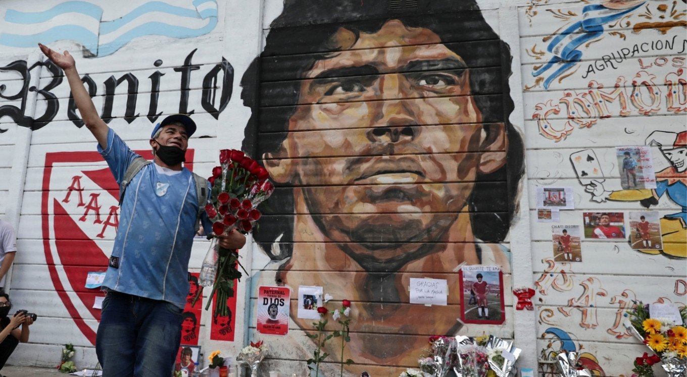 Soccer legend Diego Maradona dies at 60