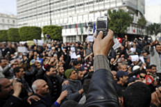 How the Arab uprisings were weakened by online fakes 