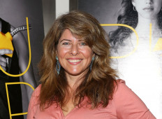 US author Naomi Wolf condemns UK's 'moral panic' on trans issues