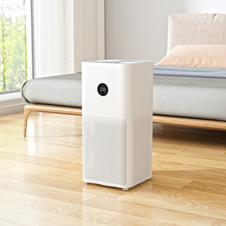 Fresh air for peace of mind: To complete its tech-savvy product ecosystem, Xiaomi has launched the Mi Air Purifier 3C that helps families ensure they breathe clean air at home every day. The air purifier has Clean Air Delivery Rate specifications with the ability to provide 320 cubic meters of clean air per hour, ideally for a 38-square-meter room.