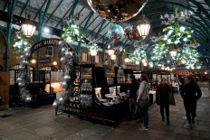 UK COVID-19 cases surge as new strain spreads across world 