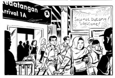 Crowded: During her trip to Jakarta, Aimee de Jongh bonded with her taxi driver, who opened up to her when she told him her father was from Jakarta. 