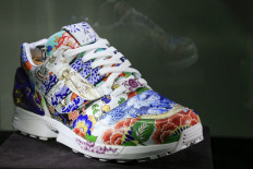 Sotheby's eyes $1 million for rare sneakers