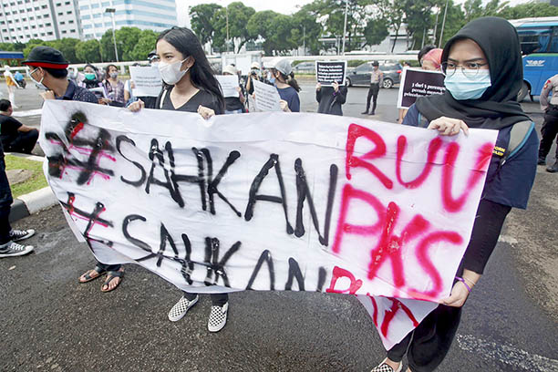 Violence Against Women Soars In 2021: Komnas Perempuan - Society - The ...