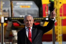 Netanyahu claims Israel vote win but majority uncertain